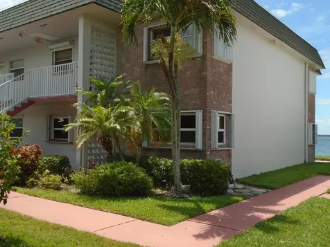 1133 Bayshore Drive Fort Pierce FL 34949