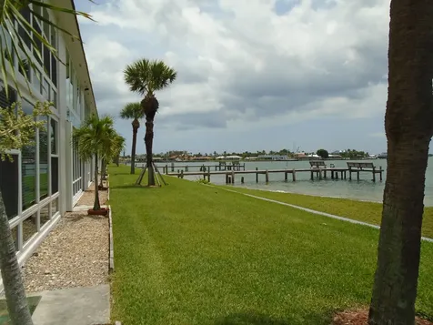 1133 Bayshore Drive Fort Pierce FL 34949