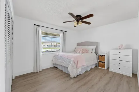 7816 Sunflower Drive Margate FL 33063