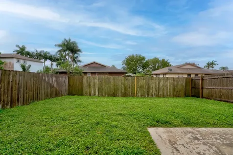 4698 Arthur Street Palm Beach Gardens FL 33418