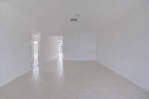 4698 Arthur Street Palm Beach Gardens FL 33418