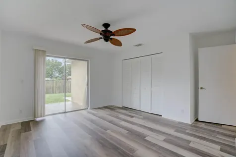 4698 Arthur Street Palm Beach Gardens FL 33418