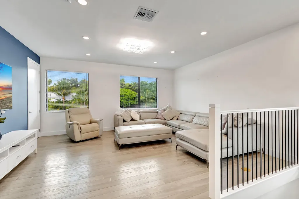 8080 Laurel Falls Drive Boca Raton FL 33496