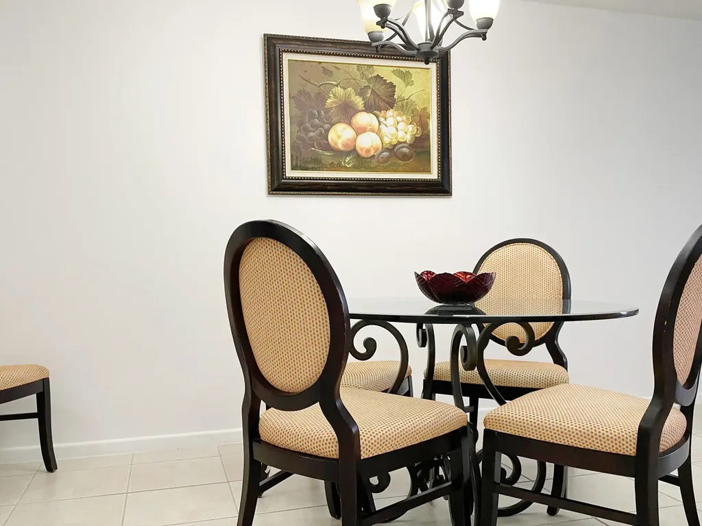 171 Suffolk F Boca Raton FL 33434