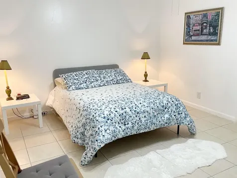 171 Suffolk F Boca Raton FL 33434