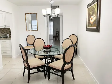 171 Suffolk F Boca Raton FL 33434