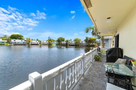 1351 NE 40th Place Oakland Park FL 33334