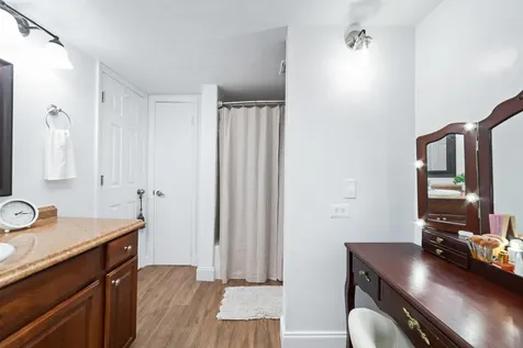 1351 NE 40th Place Oakland Park FL 33334
