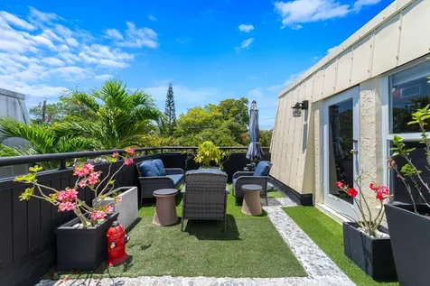 1351 NE 40th Place Oakland Park FL 33334