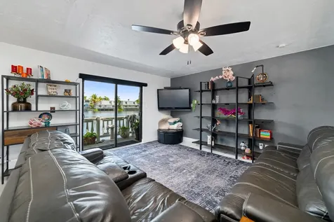 1351 NE 40th Place Oakland Park FL 33334