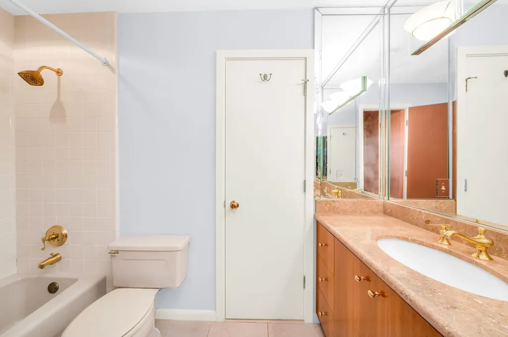2810 NE 29th Street Lighthouse Point FL 33064