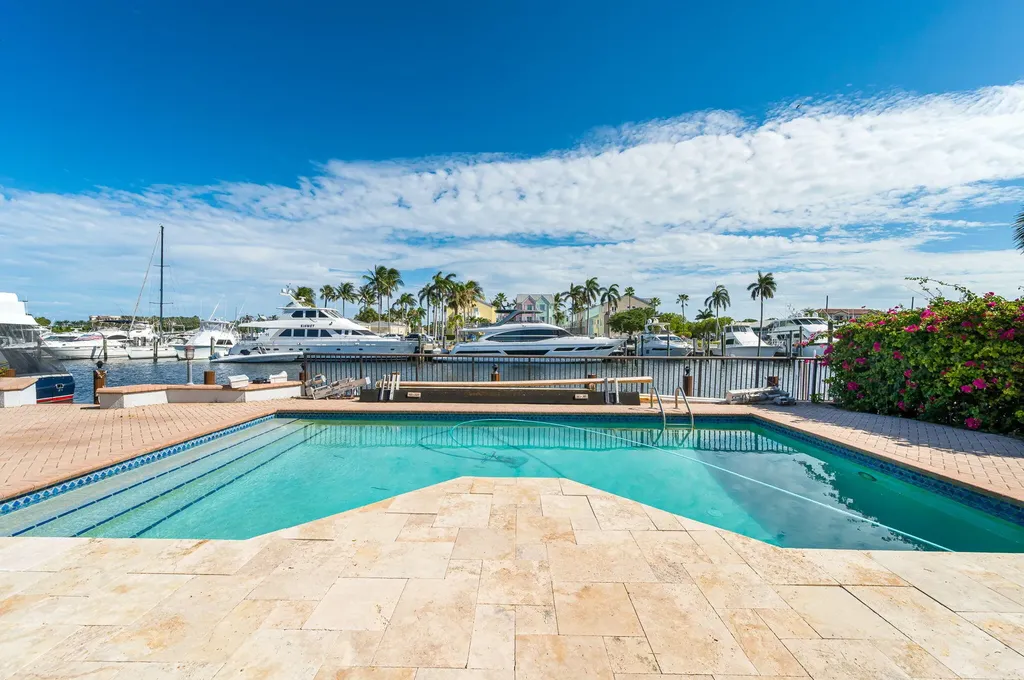 2810 NE 29th Street Lighthouse Point FL 33064