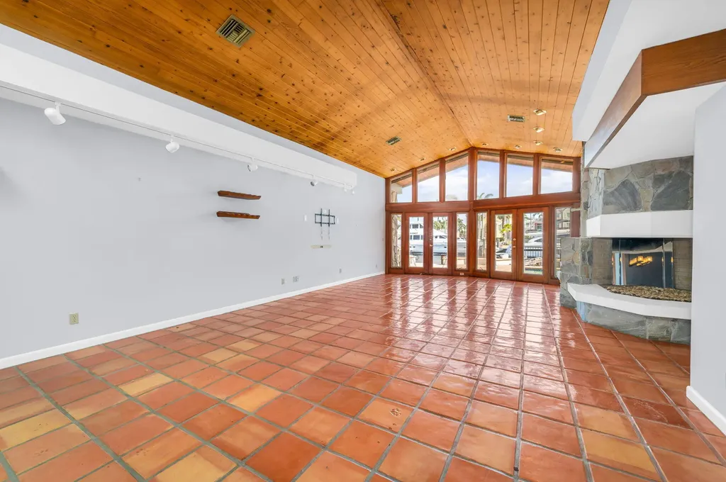 2810 NE 29th Street Lighthouse Point FL 33064