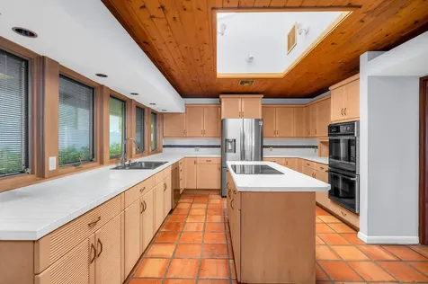 2810 NE 29th Street Lighthouse Point FL 33064