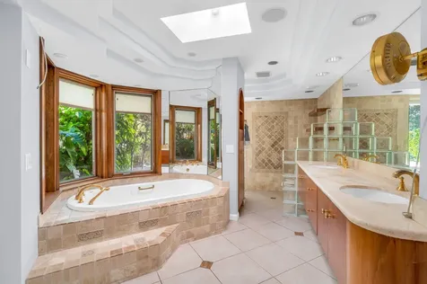 2810 NE 29th Street Lighthouse Point FL 33064