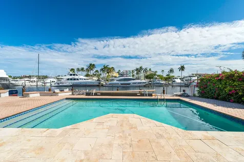 2810 NE 29th Street Lighthouse Point FL 33064