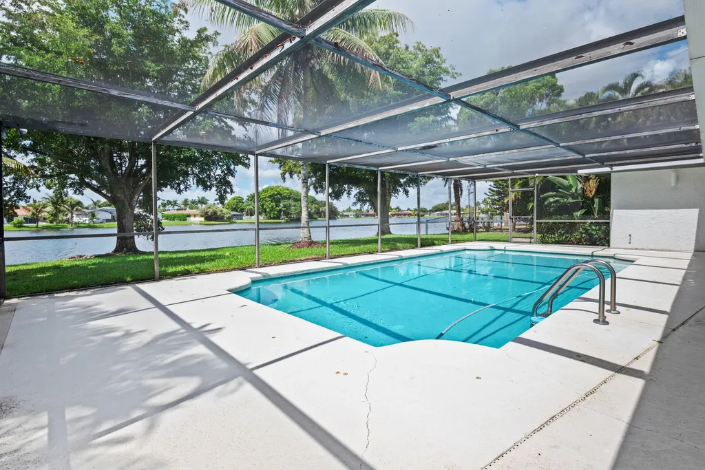 16731 Harbor Court Weston FL 33326