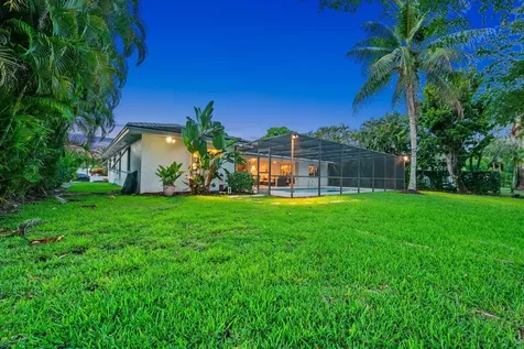 16731 Harbor Court Weston FL 33326
