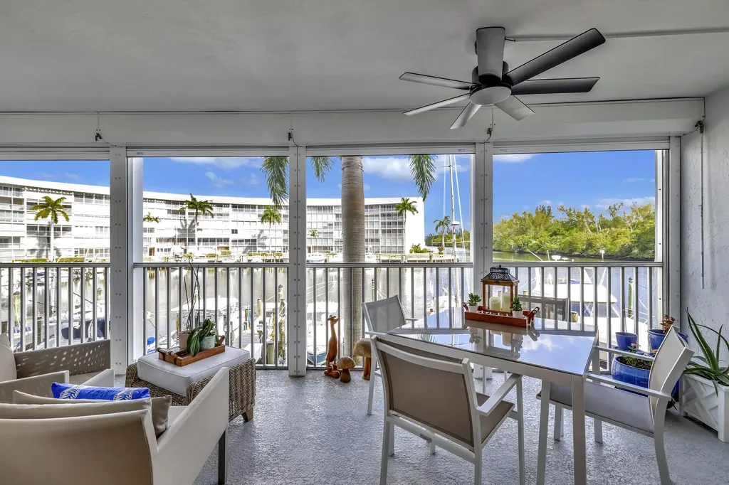 1537 E Hillsboro Boulevard Deerfield Beach FL 33441