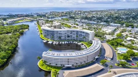 1537 E Hillsboro Boulevard Deerfield Beach FL 33441