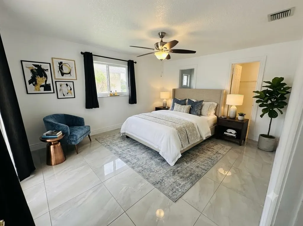 4890 NW 5th Terrace Boca Raton FL 33431