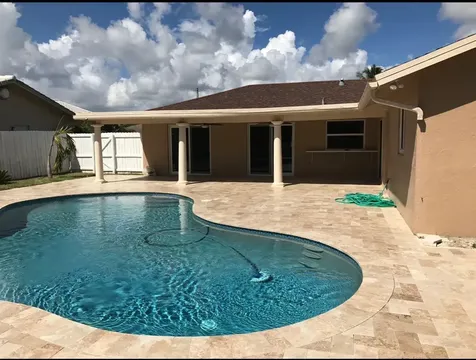 4890 NW 5th Terrace Boca Raton FL 33431