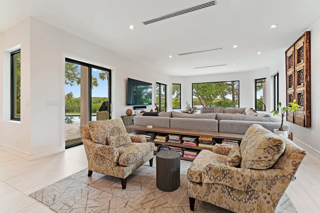 8818 SE Riverfront Terrace Jupiter FL 33469
