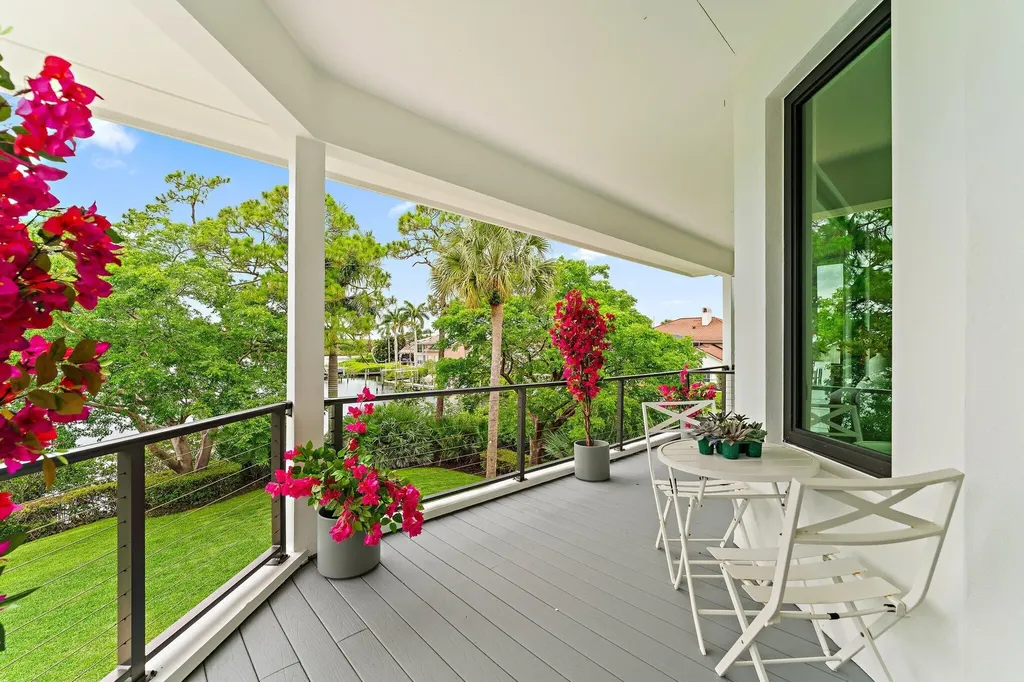 8818 SE Riverfront Terrace Jupiter FL 33469