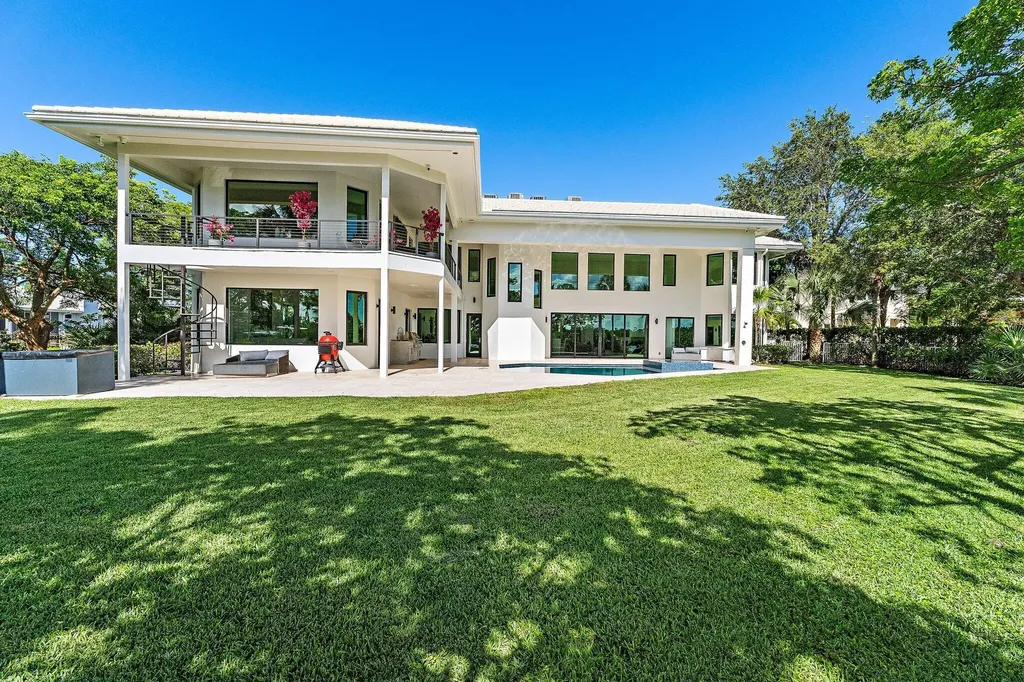 8818 SE Riverfront Terrace Jupiter FL 33469