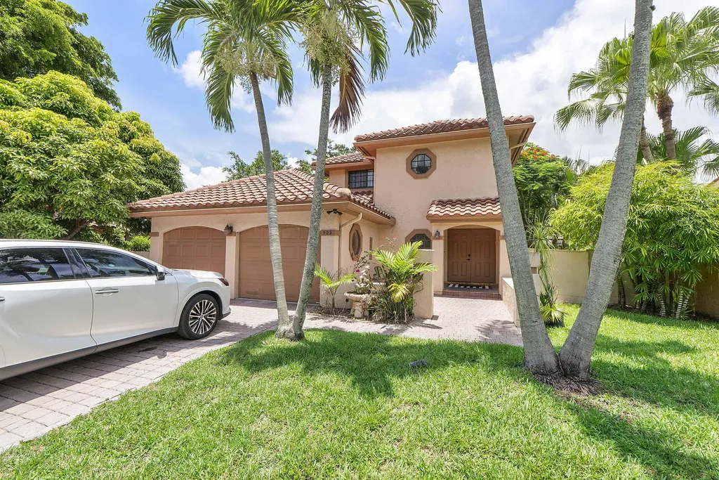 523 NW 38th Terrace Deerfield Beach FL 33442