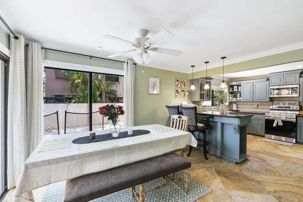 523 NW 38th Terrace Deerfield Beach FL 33442