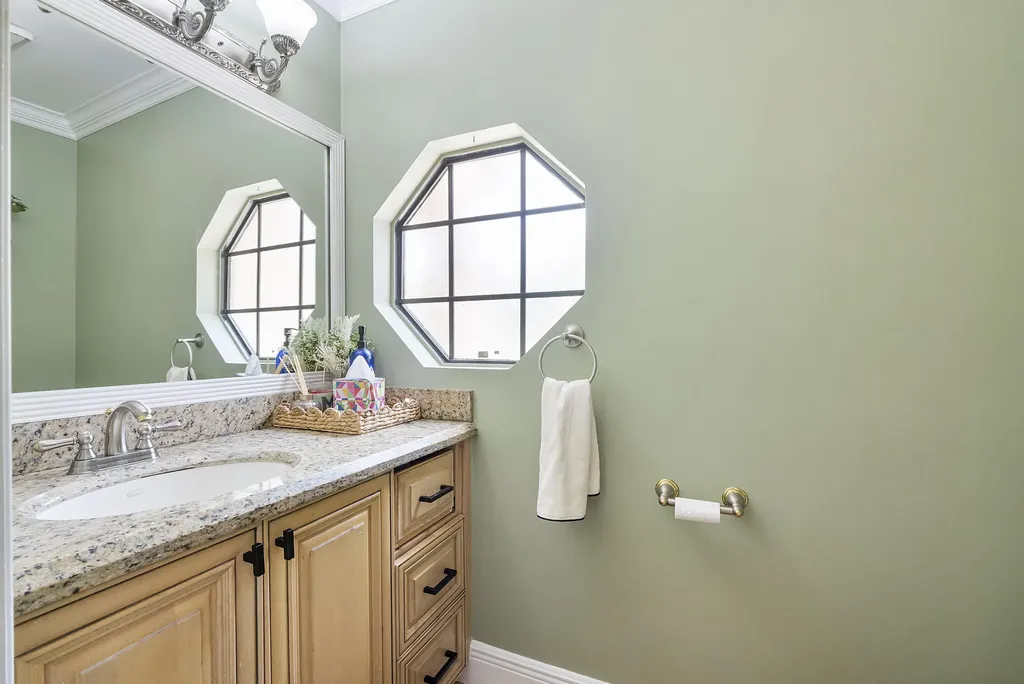 523 NW 38th Terrace Deerfield Beach FL 33442