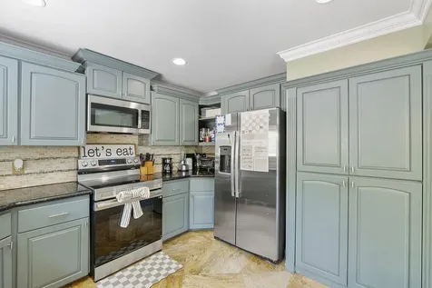 523 NW 38th Terrace Deerfield Beach FL 33442