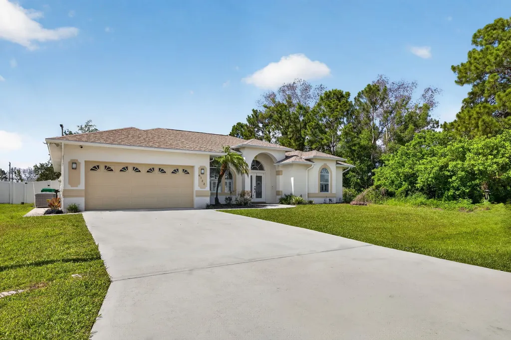 6122 NW Daroco Terrace Port St Lucie FL 34986