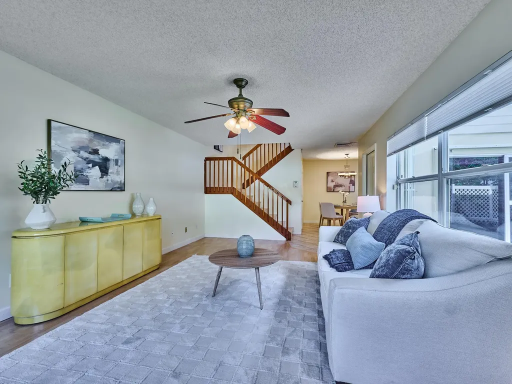 4604 Roxbury Court Boynton Beach FL 33436