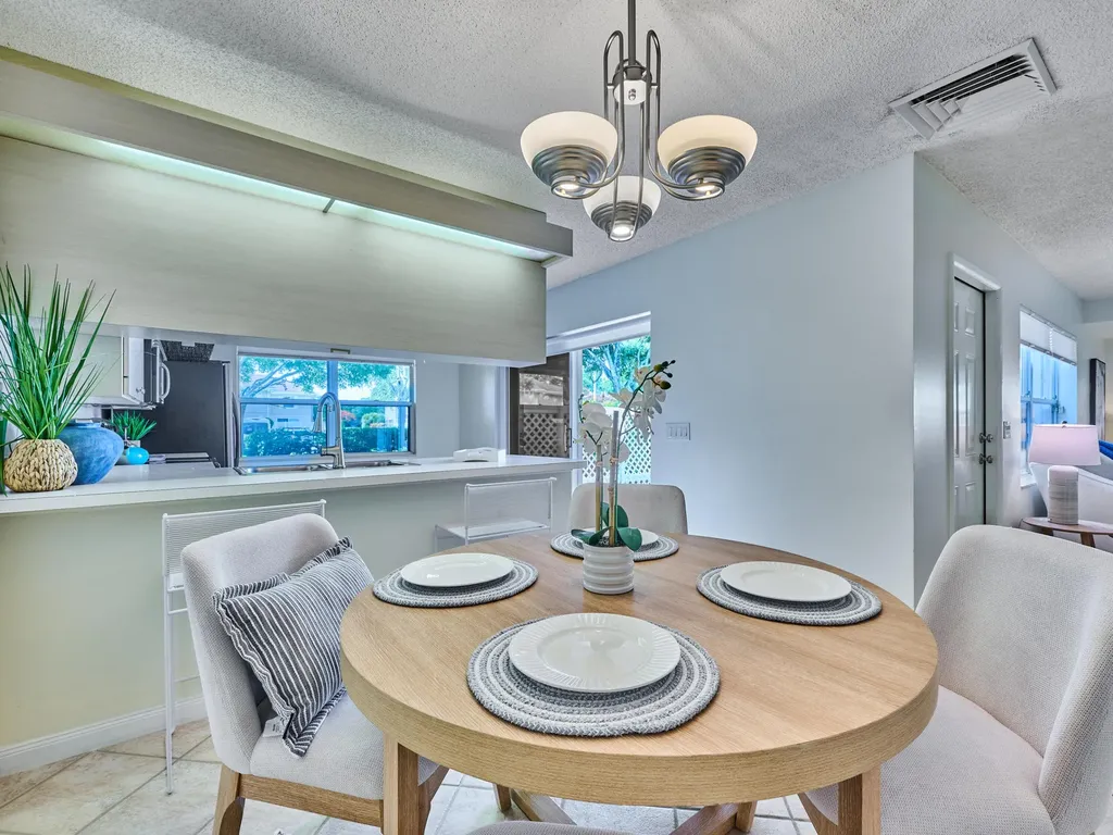 4604 Roxbury Court Boynton Beach FL 33436