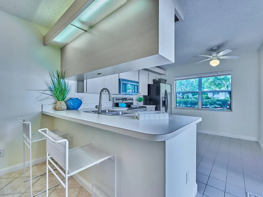 4604 Roxbury Court Boynton Beach FL 33436