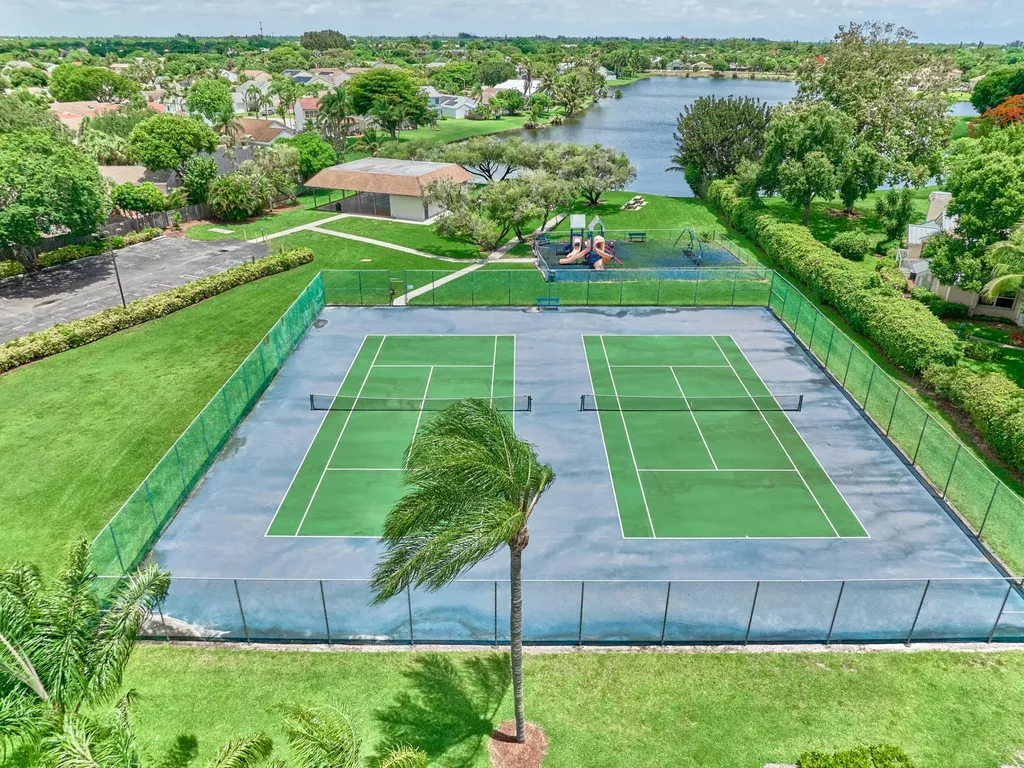 4604 Roxbury Court Boynton Beach FL 33436