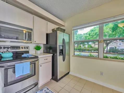 4604 Roxbury Court Boynton Beach FL 33436