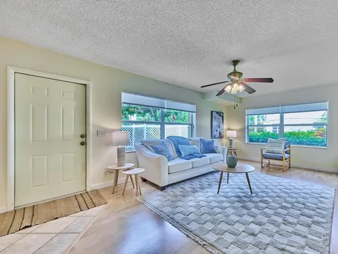 4604 Roxbury Court Boynton Beach FL 33436