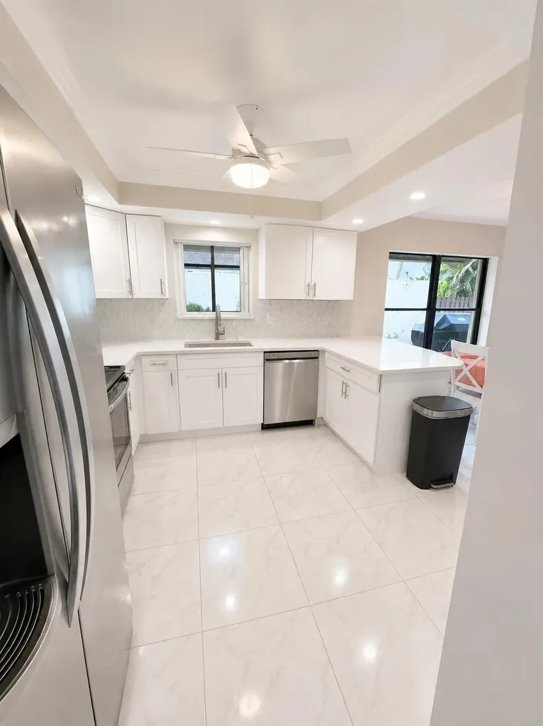 378 SW 28th Avenue Delray Beach FL 33445