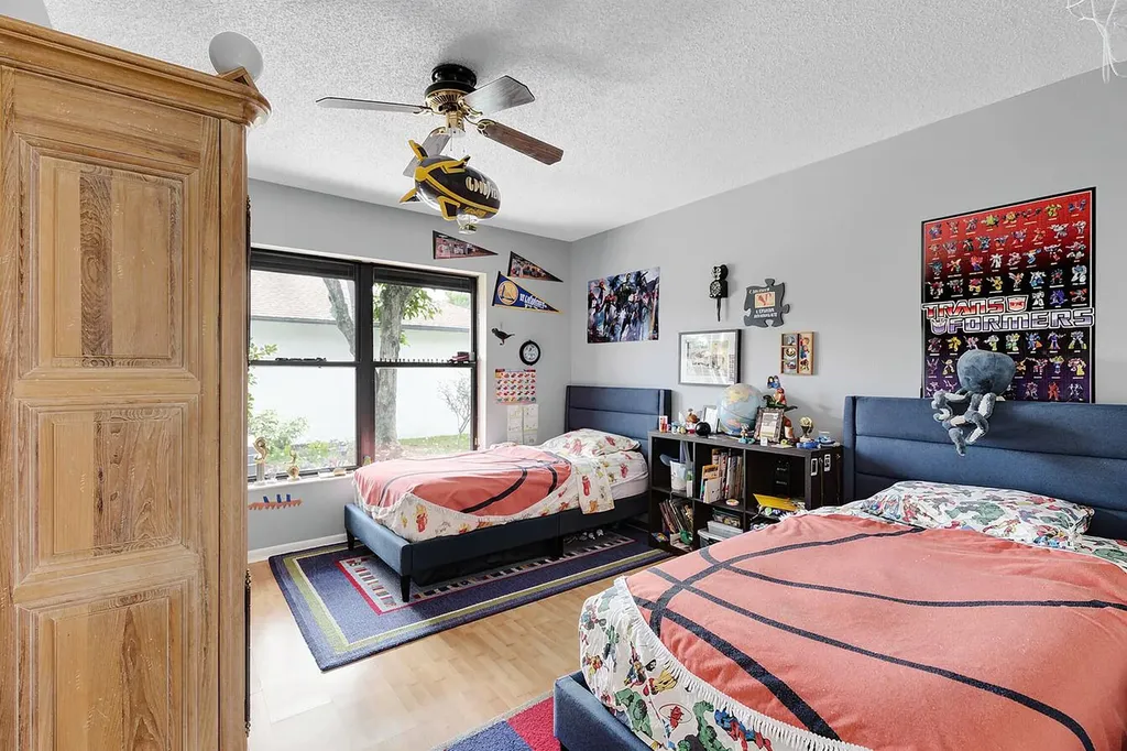 378 SW 28th Avenue Delray Beach FL 33445