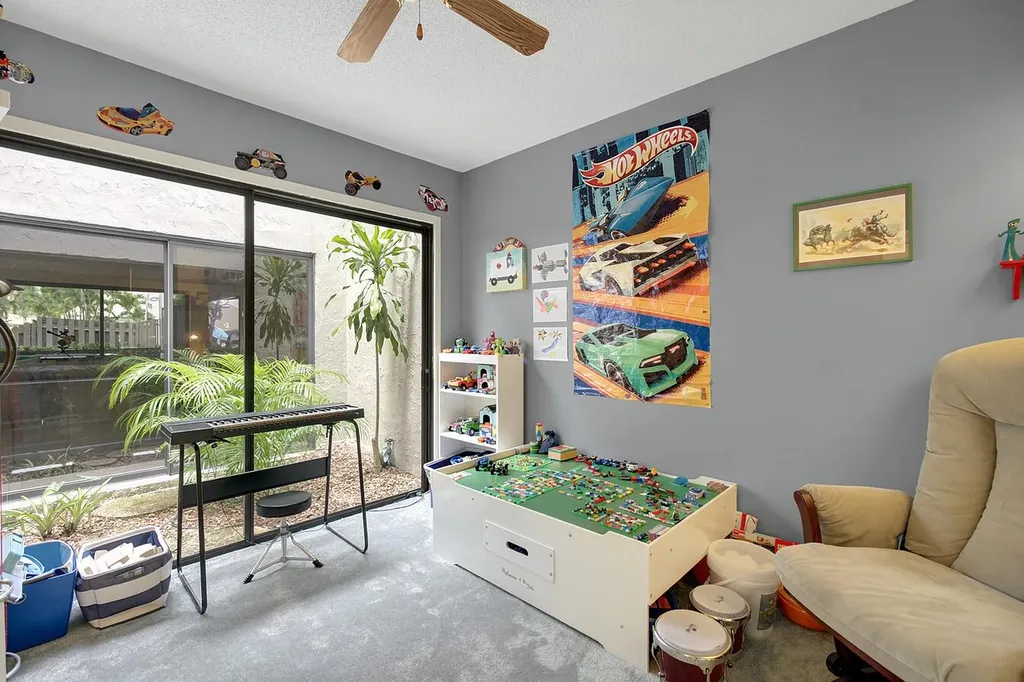 378 SW 28th Avenue Delray Beach FL 33445