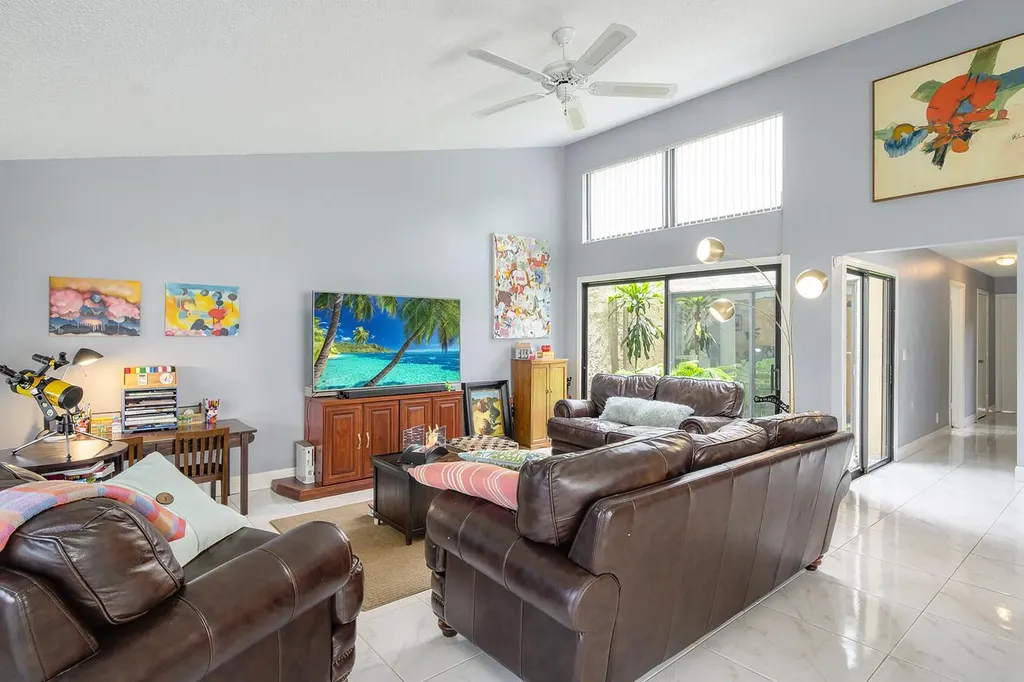 378 SW 28th Avenue Delray Beach FL 33445