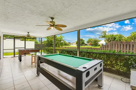 378 SW 28th Avenue Delray Beach FL 33445