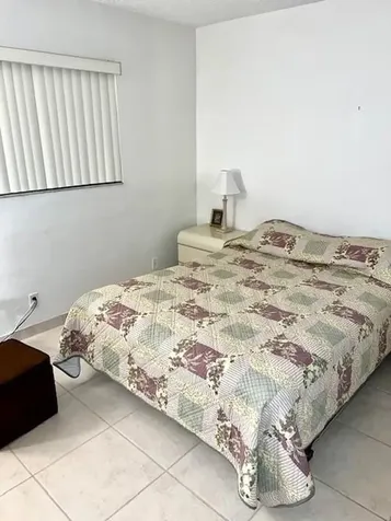 1455 N 12th Court Hollywood FL 33019
