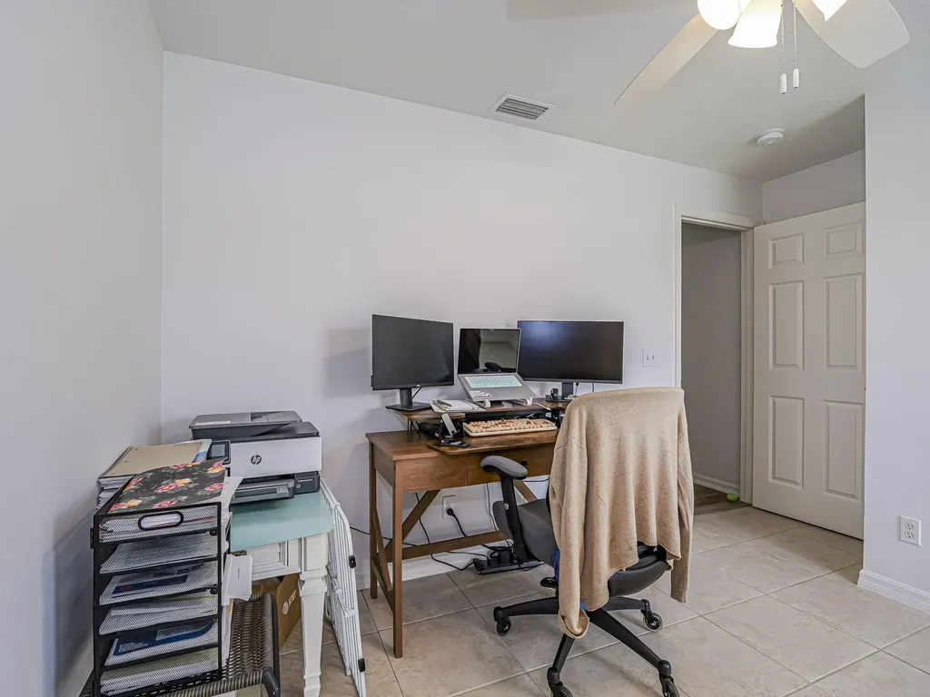 1575 17th Court SW Vero Beach FL 32962
