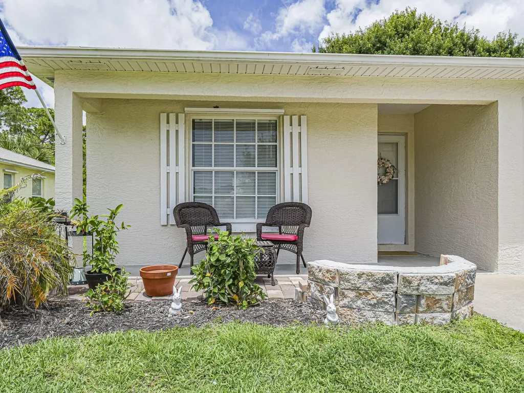 1575 17th Court SW Vero Beach FL 32962