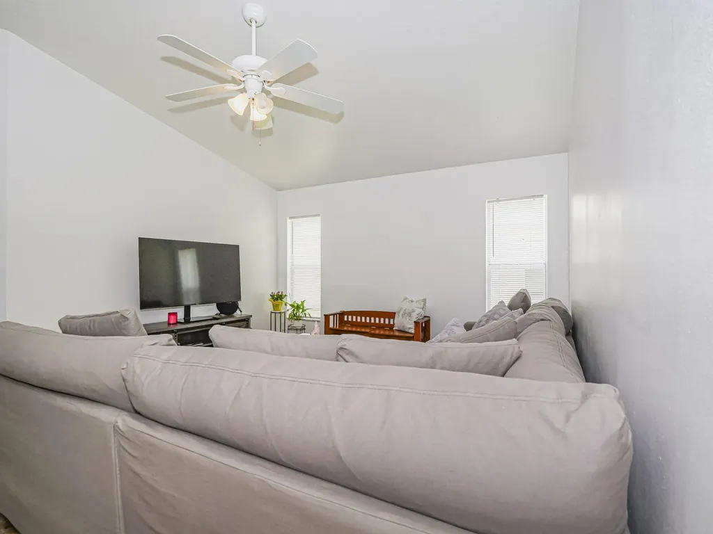 1575 17th Court SW Vero Beach FL 32962