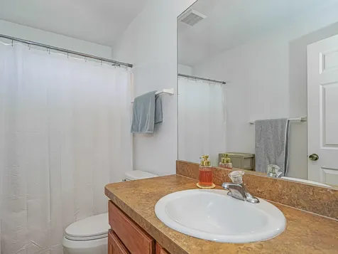1575 17th Court SW Vero Beach FL 32962